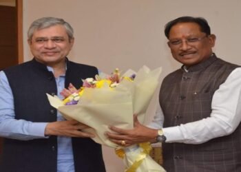 रेल कनेक्टिविटी को लेकर बड़ी पहल: CM साय ने केंद्रीय रेल मंत्री से की मुलाकात