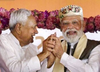 बिहार में धमाकेदार जीत से गदगद बीजेपी, पीएम मोदी शाम 6 बजे जाएंगे बीजेपी मुख्यालय