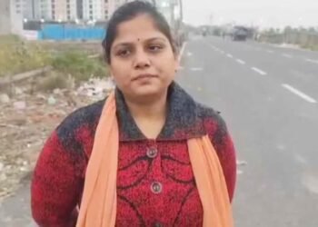 ‘गहने खुद उतार दो, वरना हम अपने हिसाब से उतारेंगे.. ‘PhD स्कॉलर से लूट