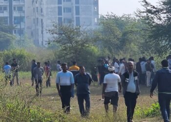 रायपुर में पुलिस जवान ने की आत्महत्या! प्लाट में फंदे से लटका मिला शव