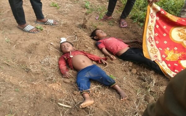 सूरजपुर में दिल दहला देने वाली घटना: अमरूद तोड़ते समय नाले में डूबकर दो मासूम बहनों की मौत