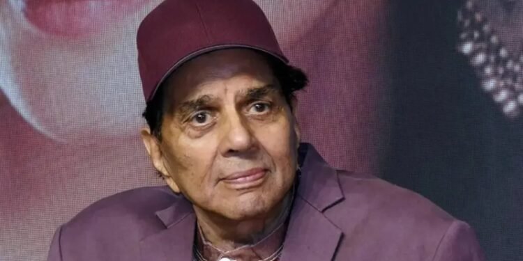 जीवित है अभिनेता धर्मेंद्र, बेटी ईशा देओल ने मौत की खबरों का किया खंडन