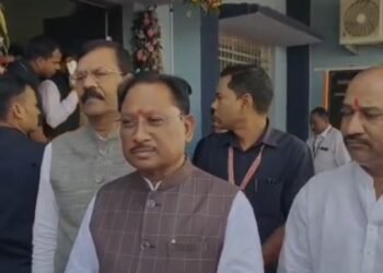 दो दिन के गुजरात दौरे पर रवाना हुए सीएम साय, इन्वेस्टर कनेक्ट में होंगे शामिल