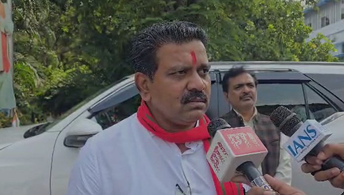 हर घर में नौकरी देने के वादे पर बोले डिप्टी सीएम शर्मा- तेजस्वी को किसी भी तरह से चाहिए सत्ता, नक्सलवाद पर भी दिया बड़ा बयान