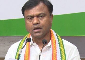 ‘सरकार नहीं खरीदना चाहती धान, केन्द्रो मे सन्नाटा पसरा’, दीपक बैज का सरकार पर तीखा वार