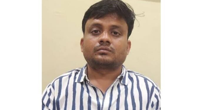 CG- उप अभियंता रिश्वत लेते रंगे हाथों गिरफ्तार, ACB ने इस तरह ट्रेप में फंसाया