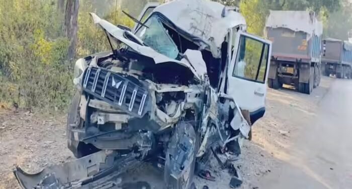 जांजगीर-चांपा में भीषण सड़क हादसा: बारात से लौट रही स्कॉर्पियो ट्रक से भिड़ी, 5 की मौत