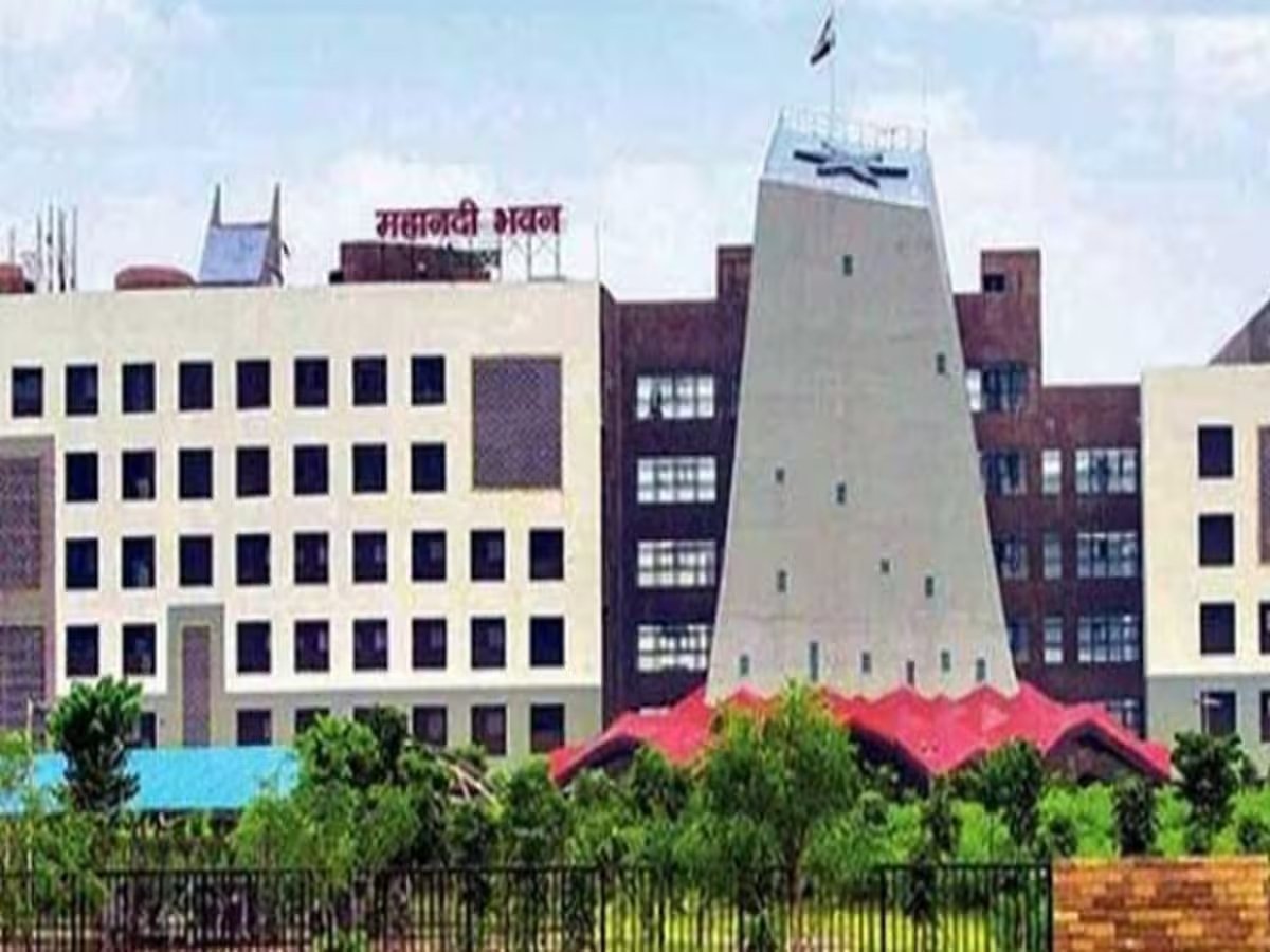CG NEWS: पदोन्नत ई संवर्ग के प्राचार्यों की पोस्टिंग का रास्ता साफ़, 17 नवंबर से शुरू होगी काउंसिलिंग