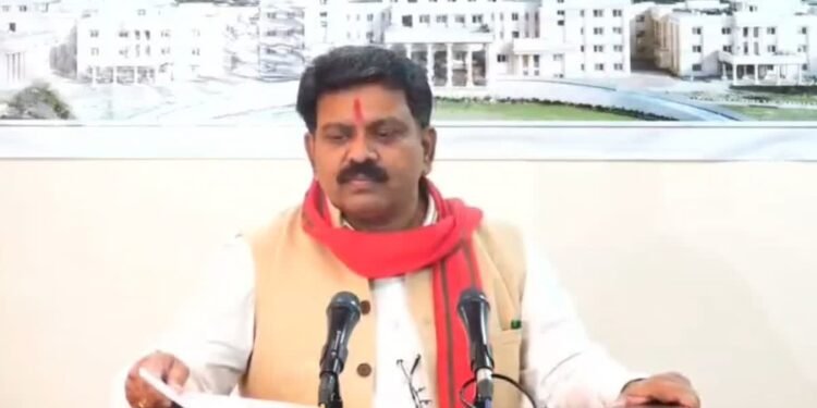 CG NEWS: एक अभ्यर्थी का नाम दो जिलों में क्यों? गृह मंत्री विजय शर्मा ने दी सफाई