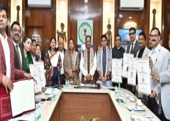 छत्तीसगढ़ शिक्षा में नया कदम: 6 विश्वविद्यालयों में लागू होगा रक्षक पाठ्यक्रम