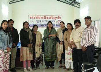 CG NEWS: मुंबई-हावड़ा ट्रेन से 6 नाबालिग बच्चों का रेस्क्यू, डॉ. वर्णिका शर्मा ने किया त्वरित निरीक्षण