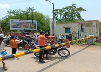 CG NEWS: कचना रेलवे क्रॉसिंग पर यातायात रहेगा प्रतिबंधित, जानिये कब से कब तक बंद क्रासिंग रहेगी