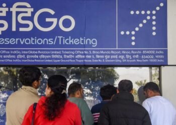 7वें दिन भी पटरी पर नहीं लौटी इंडिगो, आज 450 से ज्यादा उड़ानें कैंसिल