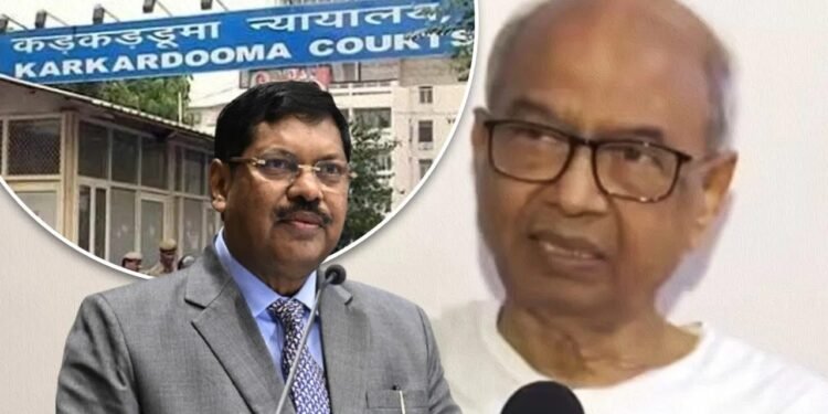 पूर्व CJI गवई पर जूता फेंकने वाले वकील पर कोर्ट में हमला, देखें वीडियो