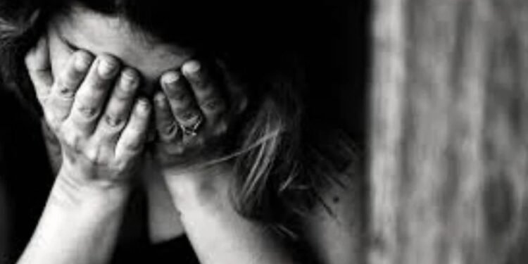 CG NEWS: शादी का झांसा देकर छात्रा से दुष्कर्म, शिक्षक ने 8 साल तक मिटाई हवस