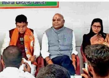 मंत्री टंकराम वर्मा ने गोडसे को बताया ‘राष्ट्रवादी’, कांग्रेस ने पूछा- ‘हत्यारा या राष्ट्रवादी, स्पष्ट करे भाजपा’