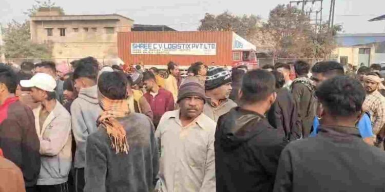 CG NEWS: भिलाई प्लांट में बीम गिरा, श्रमिक की मौत