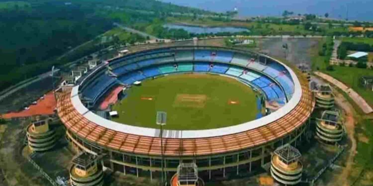 भारत–न्यूजीलैंड मैच का क्रेज: रायपुर में 30 मिनट में 12 हजार टिकट बिके