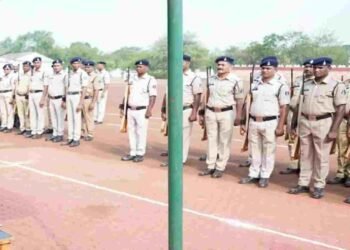 CG NEWS: गणतंत्र दिवस परेड अभ्यास में हर्ष फायरिंग फेल, एडीजी विवेकानंद सिन्हा हुए नाराज