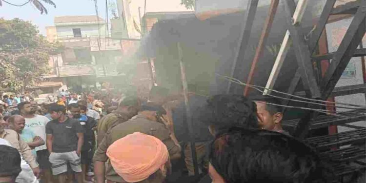 CG NEWS: दरवाजा बाहर से बंद, अंदर आग… रायपुर में बुजुर्ग की दर्दनाक मौत