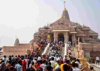 राम मंदिर में नमाज पढ़ने की कोशिश, कश्मीर का अहमद शेख हिरासत में