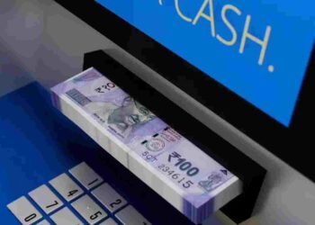 ATM यूजर्स के लिए बुरी खबर! इस बैंक ने बढ़ाया कैश निकालने का चार्ज
