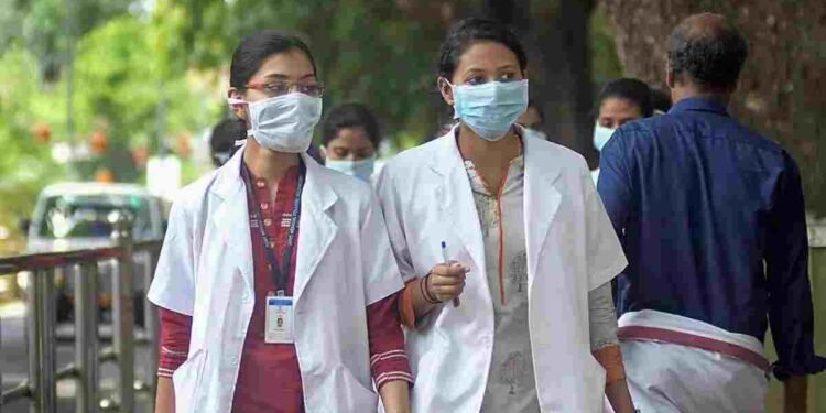 छत्तीसगढ़ मेडिकल PG सीटों पर बड़ा फैसला: अब राज्य के MBBS छात्रों को मिलेगा 50% संस्थागत आरक्षण, राजपत्र में संशोधन जारी