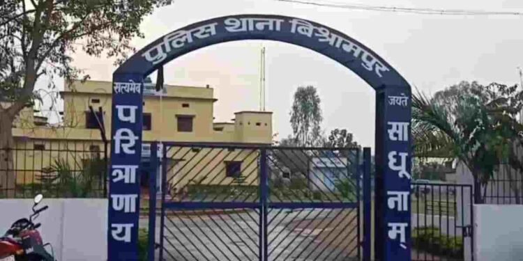 CG NEWS: पुलिस भी रह गई हैरान, पिता की शिकायत पर बेटा गिरफ्तार