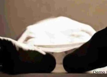 CG NEWS- इंदिरा स्टेडियम के पास कार में मिला CGMSC के SDO का शव