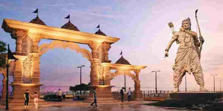 चंद्रखुरी में स्थापित होगी 51 फीट ऊंची वनवासी श्रीराम प्रतिमा, ग्वालियर से हुई रवाना