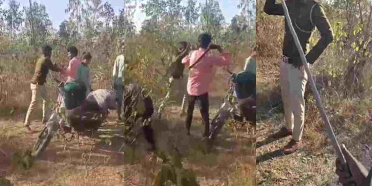 CG NEWS: गार्ड और गर्लफ्रेंड को ग्रामीणों ने जंगल में पकड़ा, वीडियो सोशल मीडिया पर वायरल