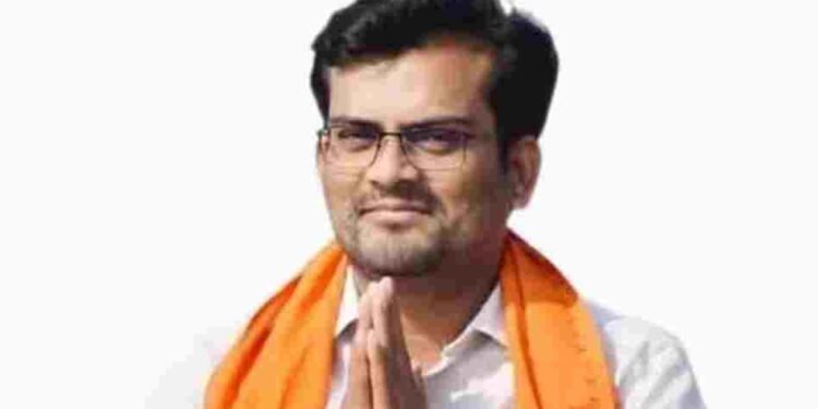 BJP विधायक लाखों की रिश्वत लेते रंगे हाथ गिरफ्तार, लोकायुक्त ने जाल बिछाकर दबोचा