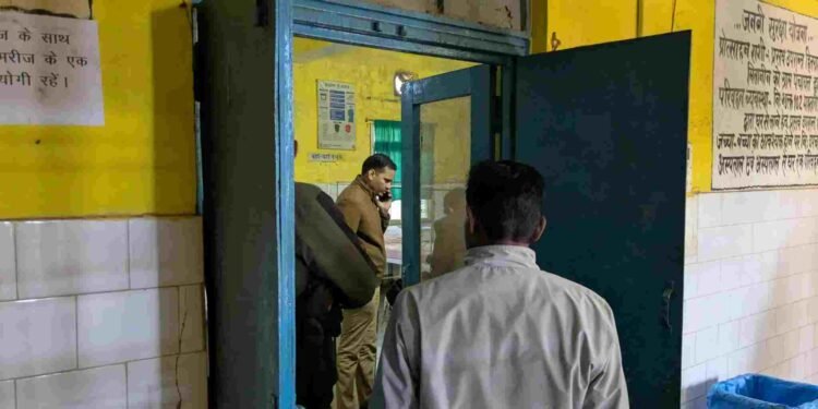 CG NEWS- राजस्व अधिकारियों की कथित पिटाई के बाद युवक की मौत, SDM-नायब तहसीलदार सहित 5 हिरासत में