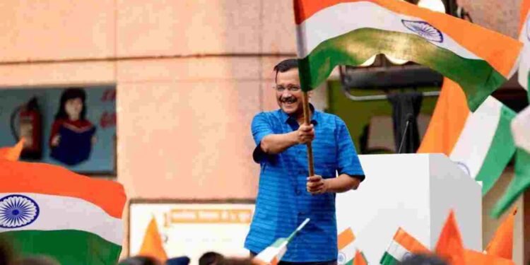 केजरीवाल को क्लीनचिट: यह BJP से ज्यादा कांग्रेस के लिए क्यों है झटका?
