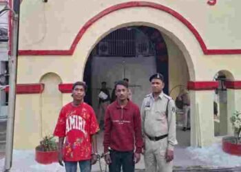 CG NEWS: सिगरेट जलाने की जिद पड़ी भारी! पेट्रोल पंप पर भड़की आग, दो युवक गिरफ्तार