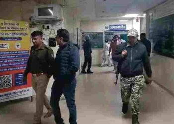 CG NEWS: इश्क, खून और फिर मौत: प्रेमी ने गला रेता, अब उपचार के दौरान प्रेमिका की भी गई जान।