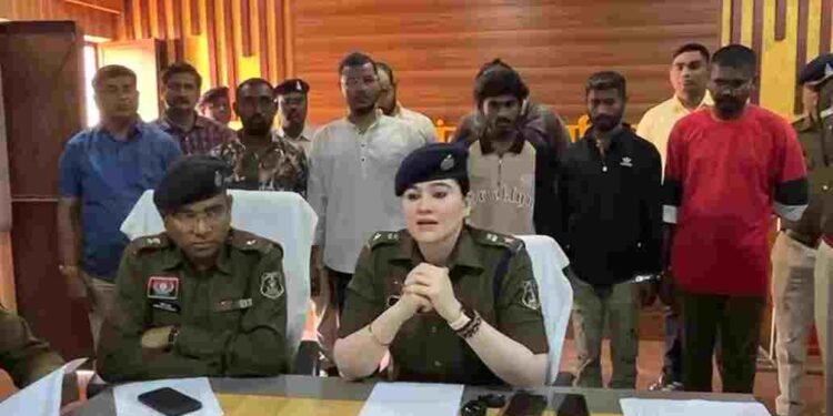 होली से पहले राजनांदगांव पुलिस की बड़ी कार्रवाई, 7 आरोपी गिरफ्तार; पिस्टल-कट्टे समेत हथियार बरामद