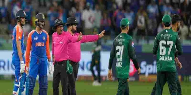 T20 World Cup 2026: भारत-पाक मैच पर संकट, पाकिस्तान ने मुकाबले का किया बहिष्कार