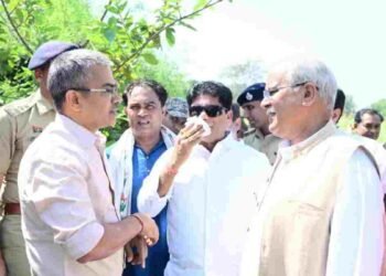 UPSC 35वीं रैंक वैभवी अग्रवाल ने मुख्यमंत्री से की मुलाकात