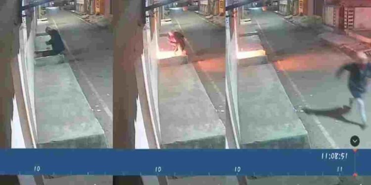 गौरेला में वकील के घर आगजनी की कोशिश, CCTV में कैद हुआ नकाबपोश आरोपी