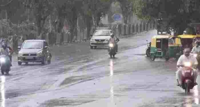 CG Weather Update: प्रदेश में मौसम ने ली करवट, अगले 48 घंटे बारिश और आंधी के आसार