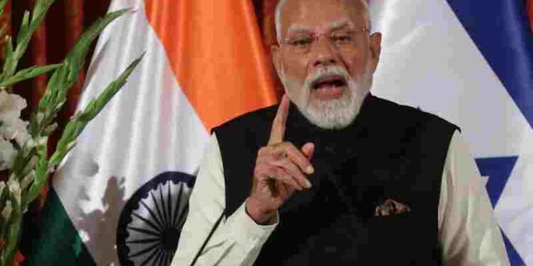 संकट की घड़ी में भारत साथ: पीएम मोदी ने खाड़ी नेताओं से साधा संपर्क