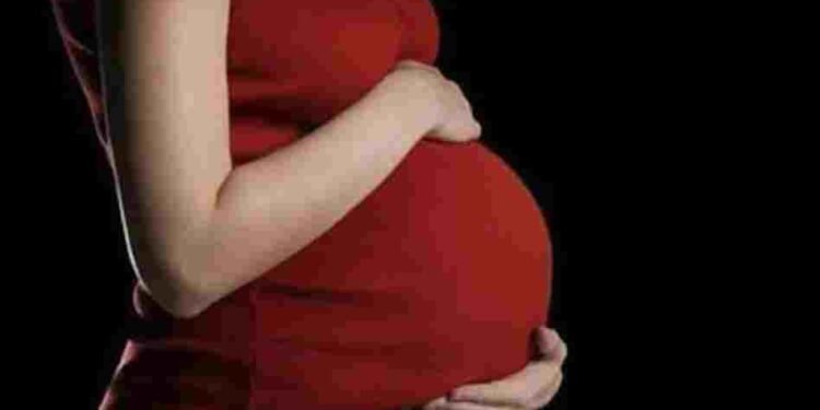 प्रेग्नेंसी के 7वें महीने में खाईं गोलियां, अनमैरिड लड़की और नवजात की मौत