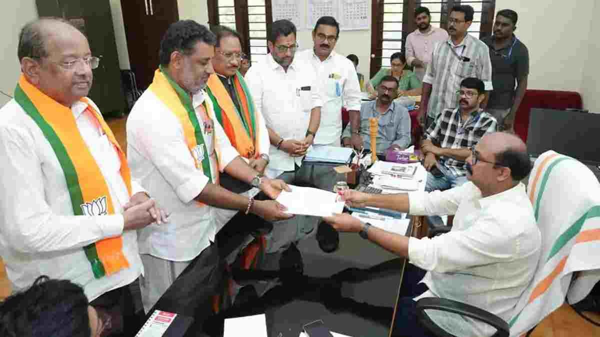 केरल दौरे पर CM विष्णुदेव साय, BJP प्रत्याशी एम.वी. गोपाकुमार के नामांकन में हुए शामिल