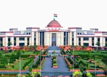 छत्तीसगढ़ शराब घोटाला: हाईकोर्ट ने पांच आरोपियों को जमानत दी, अनिल टुटेजा और अनवर ढेबर को जेल में रहना होगा