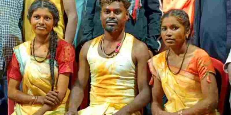 एक दूल्हा, दो दुल्हनें: छत्तीसगढ़ में हुई अनोखी शादी, कार्ड पर भी छपे थे दोनों के नाम