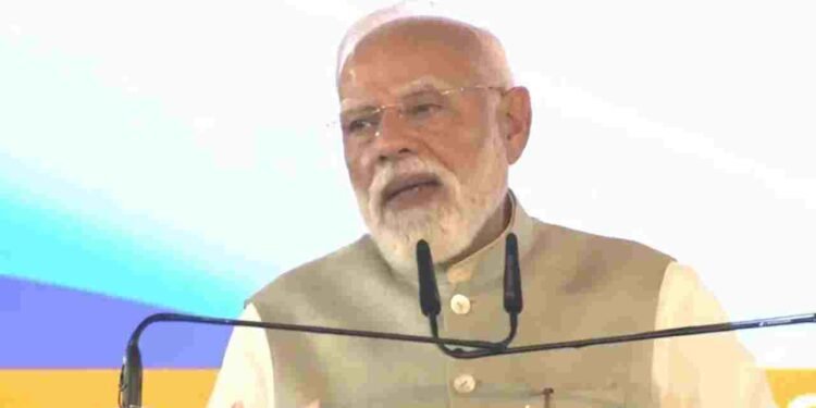 बंगाल से महाजंगलराज का होगा खात्मा, बदलाव दीवारों पर लिखा जा चुका: PM