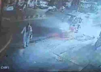 रायपुर में तेज रफ्तार ई-रिक्शा ने महिला को कुचला