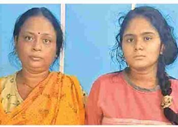 RAIPUR NEWS- पिता ने रील देखने से रोका, तो बैट और ईंट से वार कर पत्नी-बेटियों ने ले ली जान, 8 महीने बाद खुला राज