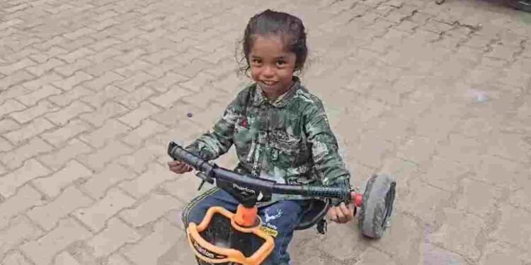 अंबिकापुर में भाषा पर भेदभाव का आरोप: सरगुजिहा बोलने वाले बच्चे को प्ले स्कूल में नहीं मिला एडमिशन